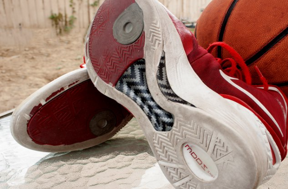 Basketball Shoes Tread